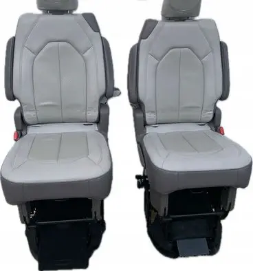 Chrysler Pacifica Front driver seat WLJFO23R34242