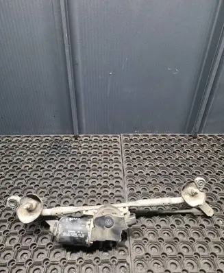 Front wiper linkage and motor