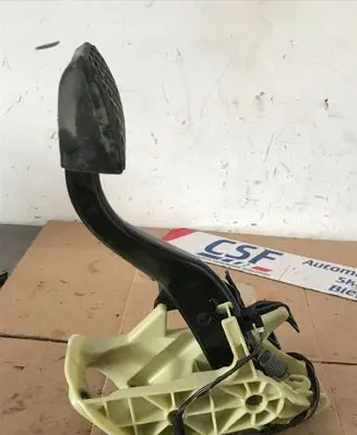 BMW 5 F10 F11 Brake pedal 9144253