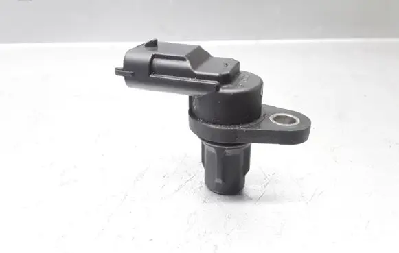 Volvo V70 Camshaft position sensor 0232103052