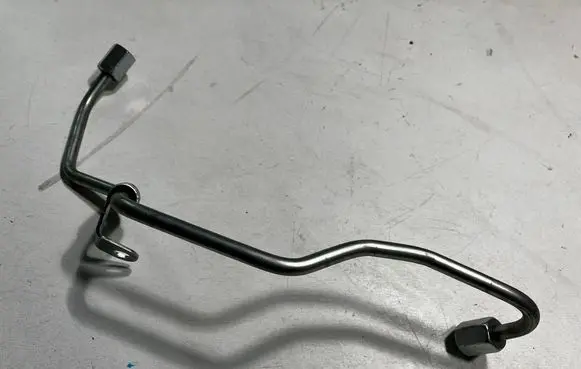 Toyota RAV 4 (XA50) Fuel return line/hose 