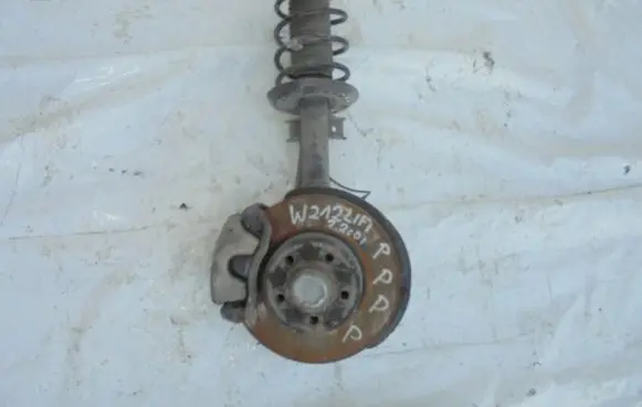 Mercedes-Benz E W212 Front wheel hub spindle knuckle