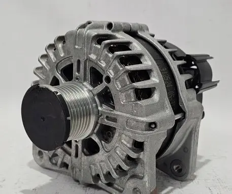 Renault Master III Generator/alternator 231007619R