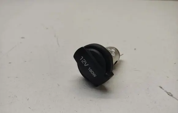 Hyundai Tucson TL 12 V Socket (rear) 5L18