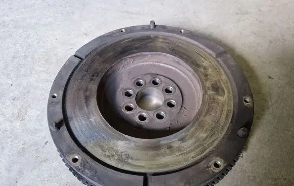 Toyota Hilux (AN10, AN20, AN30) Flywheel 