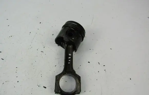 Peugeot 607 Piston 