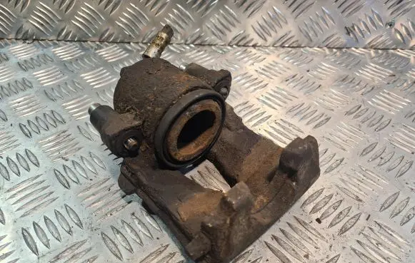 Volkswagen Polo Front brake caliper