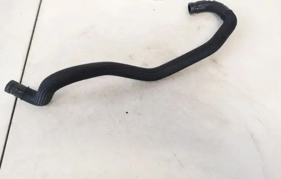 Volkswagen Tiguan Engine coolant pipe/hose