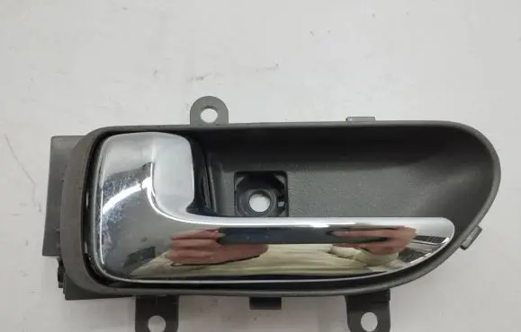 Rear door interior handle