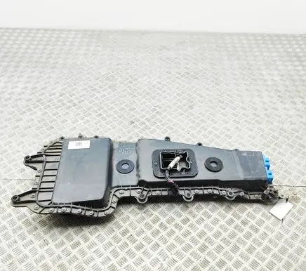 Land Rover Range Rover Evoque L551 Hybrid / electric car battery L8B214B227AD
