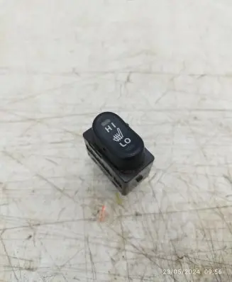 Mitsubishi Colt Seat heating switch