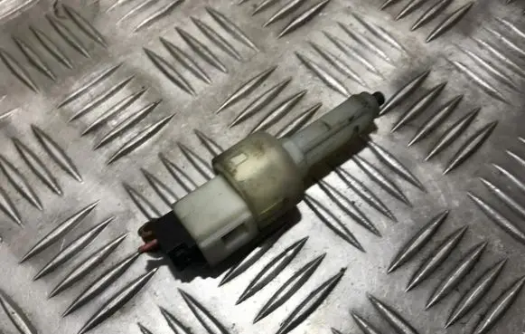 Fiat Doblo Brake pedal sensor switch b365