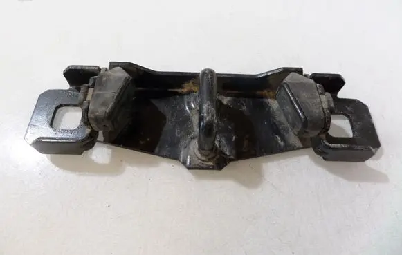 Ford Focus C-MAX Loading door lock loop/hook striker 14455