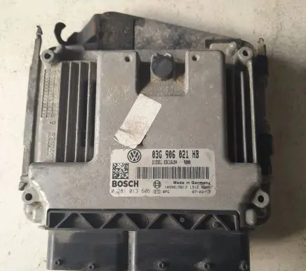 Volkswagen Golf V Engine control unit/module 03G906021HB 1039S15613 133120005