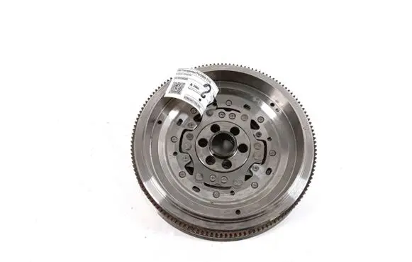 Volkswagen Transporter - Caravelle T5 Dual mass flywheel 03L105266AM