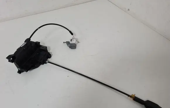 Renault Modus Rear door lock