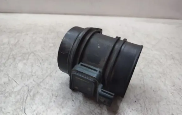 Opel Movano B Mass air flow meter H8200702183 5WK97022