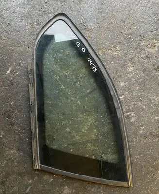 BMW 3 F30 F35 F31 Rear side window 169258