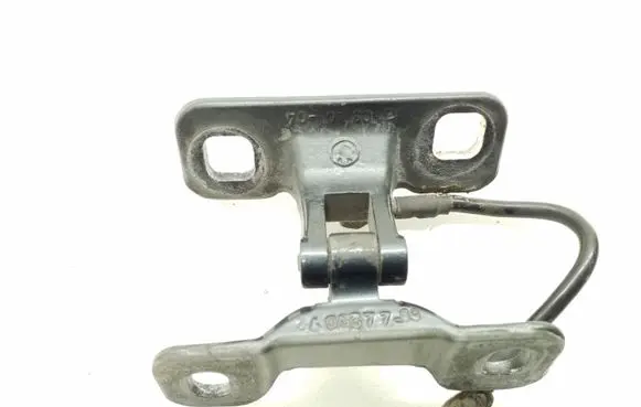 BMW X3 E83 Tailgate/trunk/boot hinge 3400377