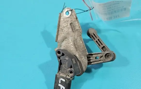 Tesla Model 3 Headlight ballast module Xenon 1044941-00-B IMPRK1438247