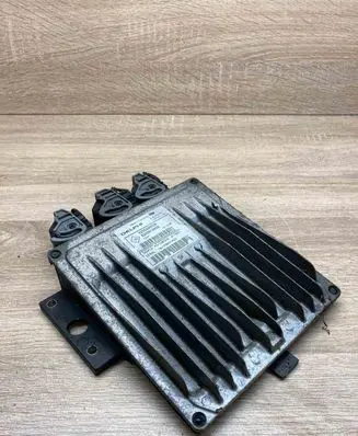 Renault Megane II Engine control unit/module ECU 8200399038 8200619409
