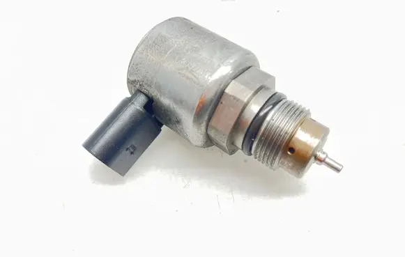 Mercedes-Benz C W204 Fuel main line pipe 9307Z522A00