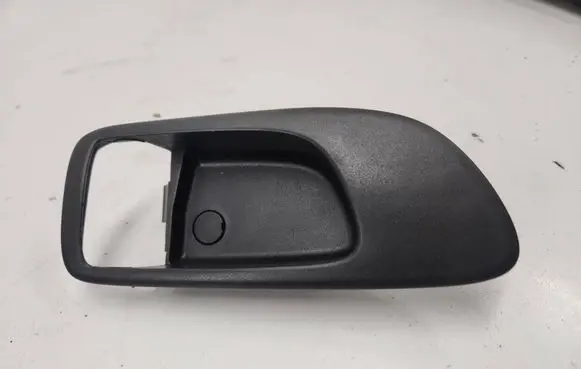 Mazda 5 Front door interior handle 6D29