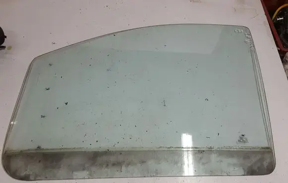 Mercedes-Benz Vito Viano W639 Sliding door window/glass 