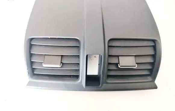 Honda CR-V Dash center air vent grill 77610SWAA0