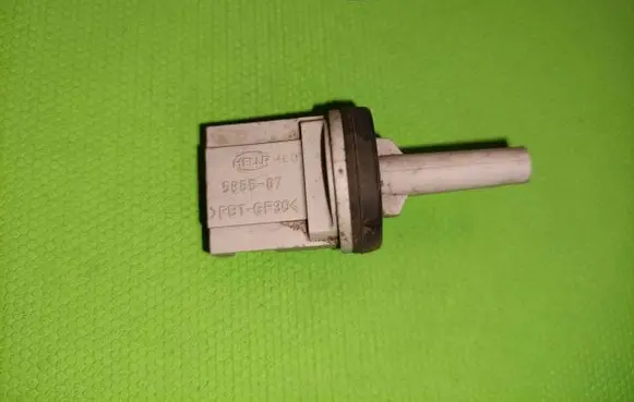 Peugeot 607 Interior temperature sensor 1J0907543B