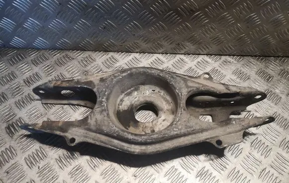 Mercedes-Benz GLK (X204) Rear upper control arm/wishbone 2043503905 A2043503905