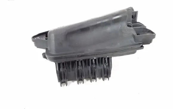 Vacuum air tank