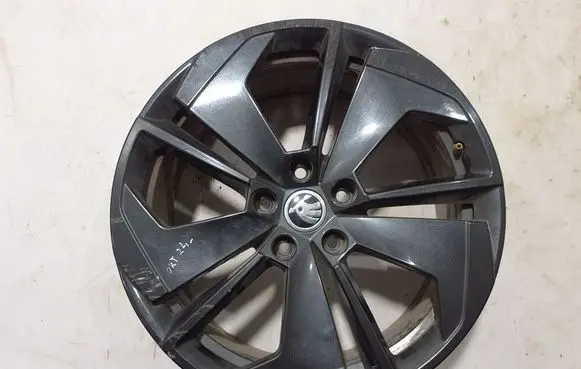 Skoda Octavia Mk4 R18 alloy rim 5E3601025AP