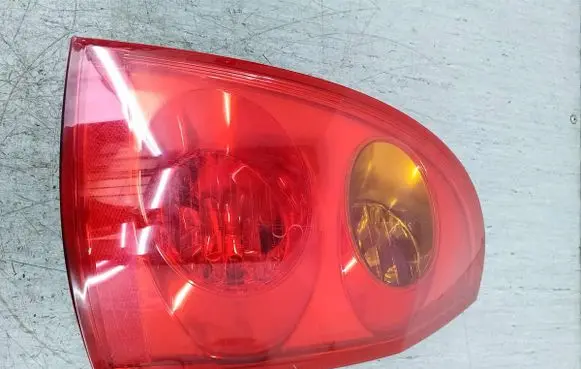 Nissan Primera Rear/tail lights 26550AU40A89077085