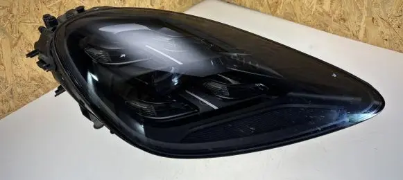 Porsche Cayenne (9Y0 9Y3) Headlight/headlamp 9Y0941036L T99K288