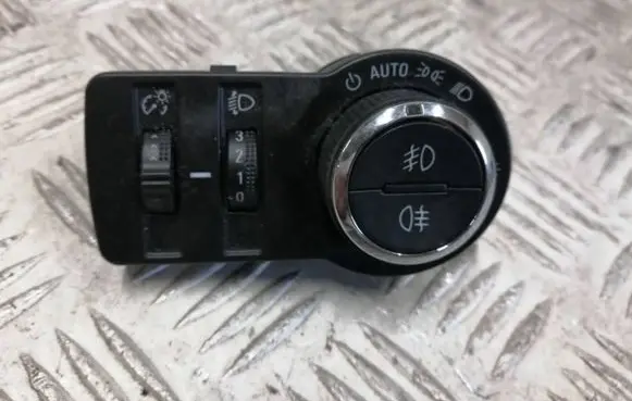 Chevrolet Trax Light switch 95297439 10023020 20130718