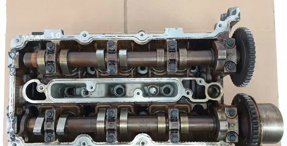 Jaguar S-Type Engine head RFXW456C064AG