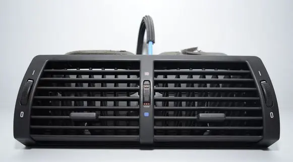 Rear air vent grill