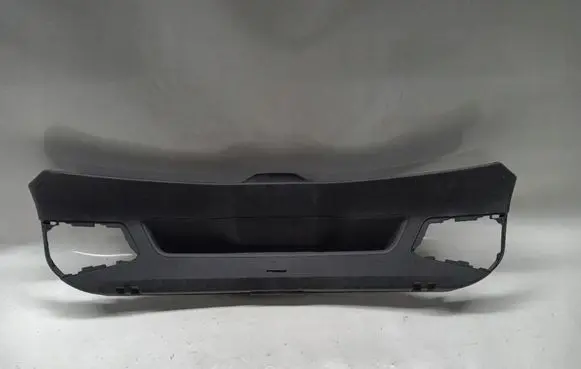 Seat Leon IV Tailgate/trunk side cover trim 