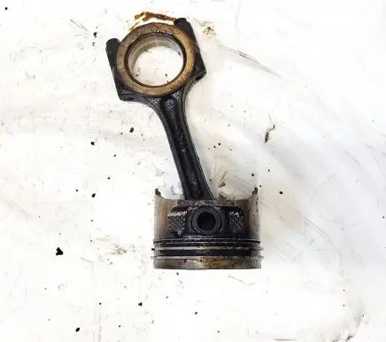 Renault Clio II Piston with connecting rod