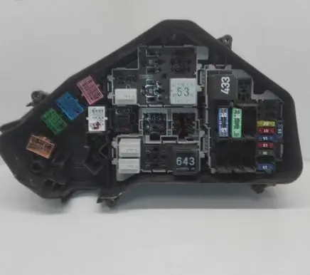Audi Q7 4L Relay mounting block 7L0937559 7L6937503A 7L0937503D