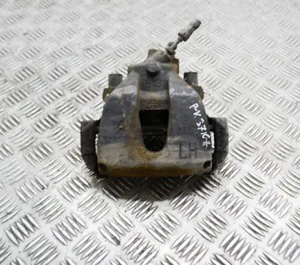 Ford Kuga II Front brake caliper