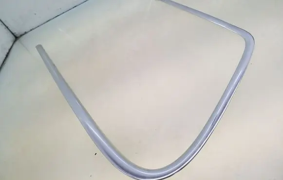 Volkswagen PASSAT B6 Rear side glass trim 3C9853345