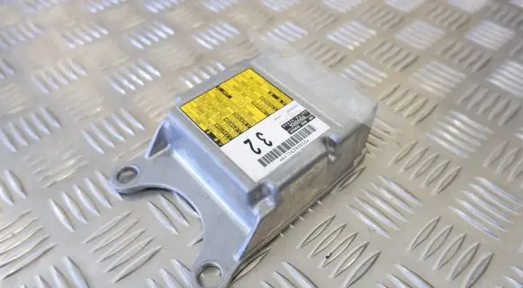 Toyota RAV 4 (XA40) Airbag control unit/module 8917042430