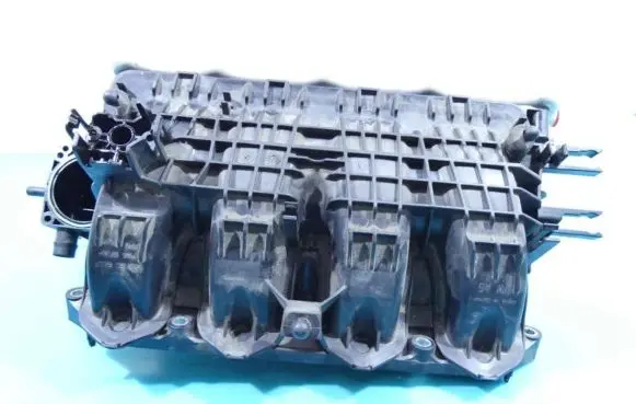 Volkswagen Jetta VI Intake manifold 04E129711L IMPRK1261409