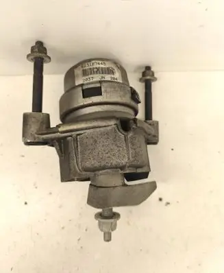 Chevrolet Corvette C7 Gearbox mount 23187445
