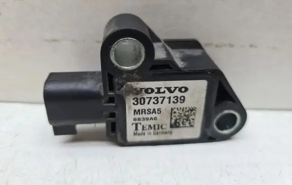 Volvo V50 Airbag deployment crash/impact sensor 30737139