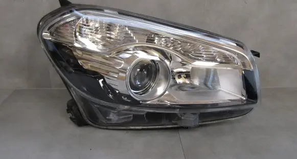 Nissan Qashqai Headlight/headlamp 26010BR00B 1EL01033512 0103351200421562