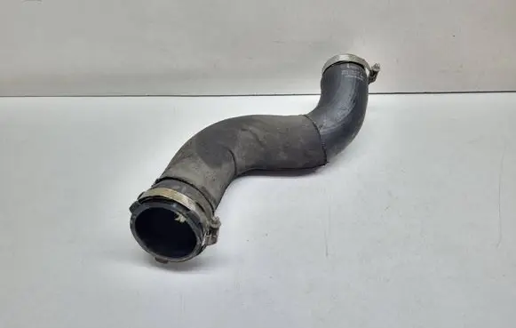 Audi A4 S4 B8 8K Intercooler hose/pipe 8K0145737J