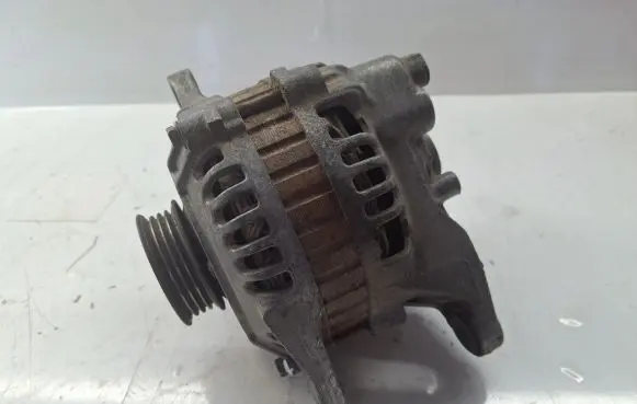 Mazda 323 Generator/alternator A2T05772 B67518300B